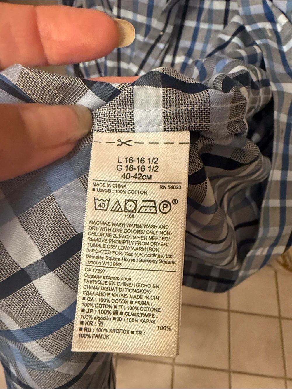 4 Banana Republic Men's Plaid Button-Down Shirt - Blue, Light Green, Pink, White